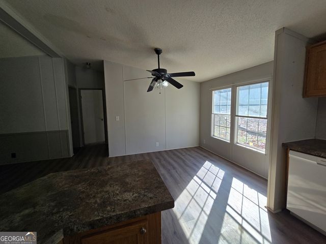 122 Puckett Road SE, Emerson, GA 30137