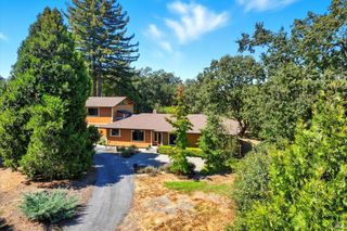 2487 Olivet Rd, Santa Rosa, CA 95401