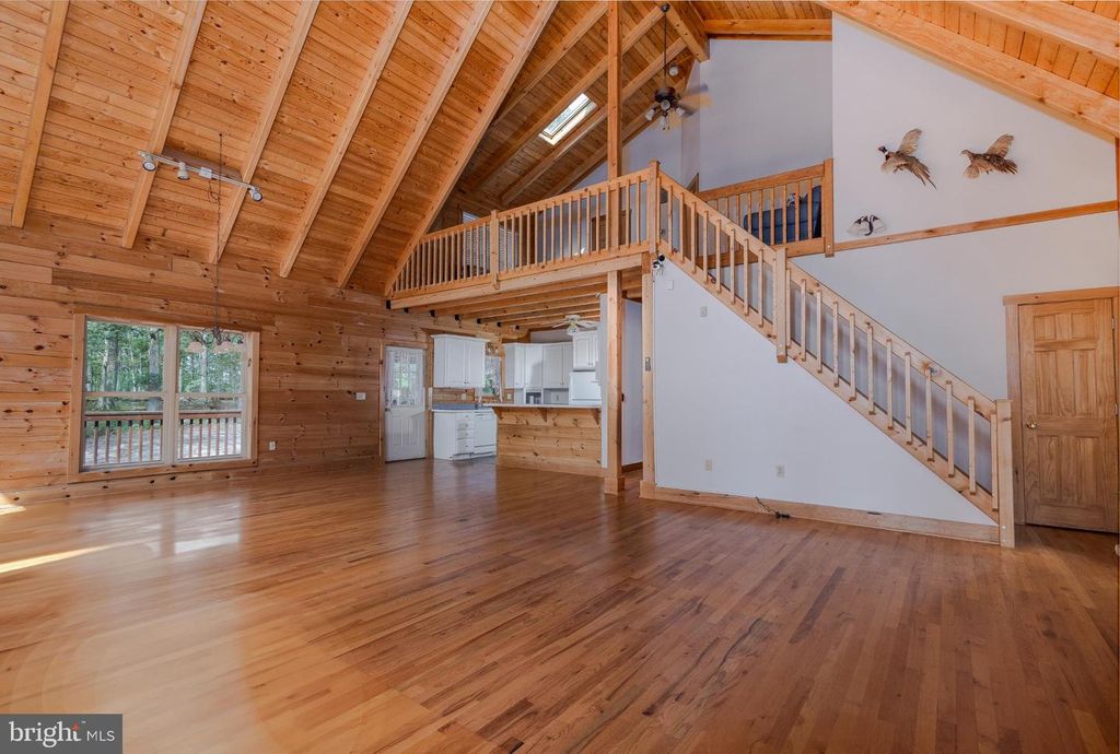 1903 GAITHER RD, Great Cacapon, WV 25422