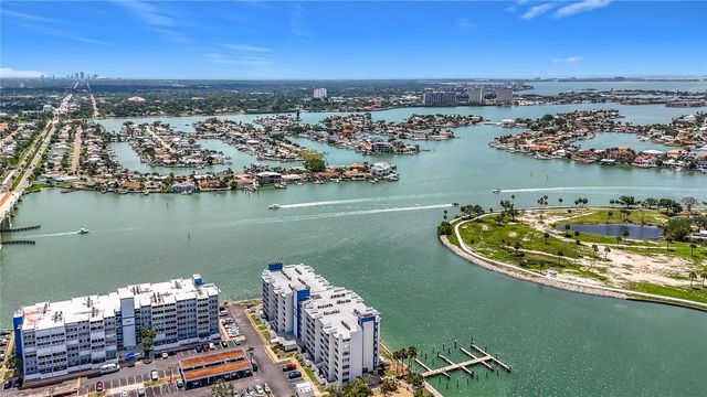 450 TREASURE ISLAND CAUSEWAY 111, Treasure Island, FL 33706