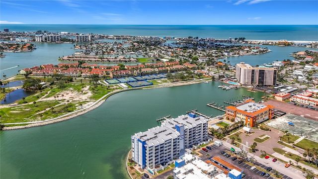 450 TREASURE ISLAND CAUSEWAY 111, Treasure Island, FL 33706