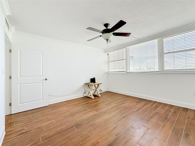 450 TREASURE ISLAND CAUSEWAY 111, Treasure Island, FL 33706