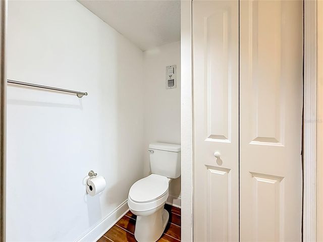 450 TREASURE ISLAND CAUSEWAY 111, Treasure Island, FL 33706