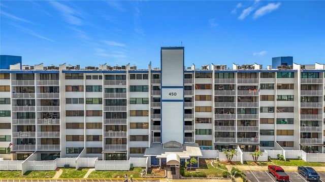 450 TREASURE ISLAND CAUSEWAY 111, Treasure Island, FL 33706