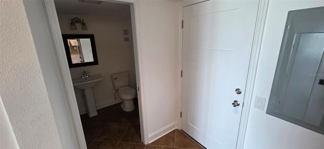 450 TREASURE ISLAND CAUSEWAY 111, Treasure Island, FL 33706