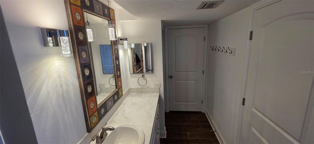 450 TREASURE ISLAND CAUSEWAY 111, Treasure Island, FL 33706