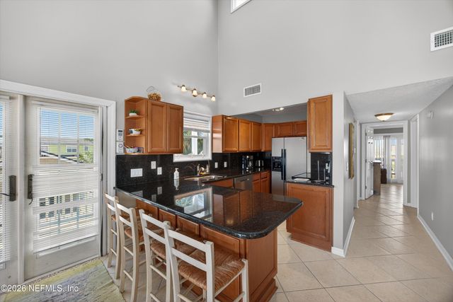 724 1ST Street 1-2, Jacksonville Beach, FL 32250
