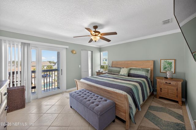 724 1ST Street 1-2, Jacksonville Beach, FL 32250