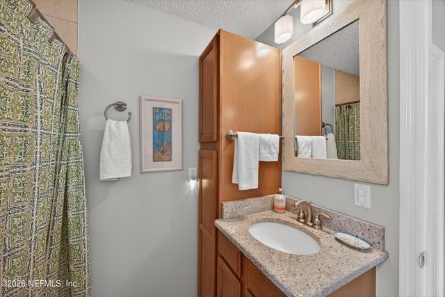 724 1ST Street 1-2, Jacksonville Beach, FL 32250