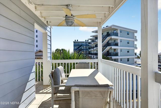 724 1ST Street 1-2, Jacksonville Beach, FL 32250