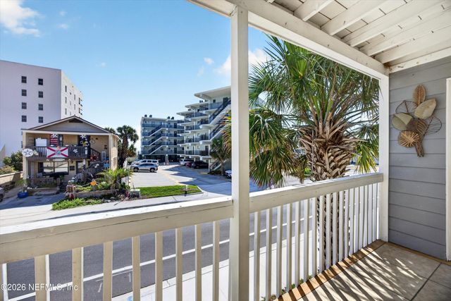 724 1ST Street 1-2, Jacksonville Beach, FL 32250