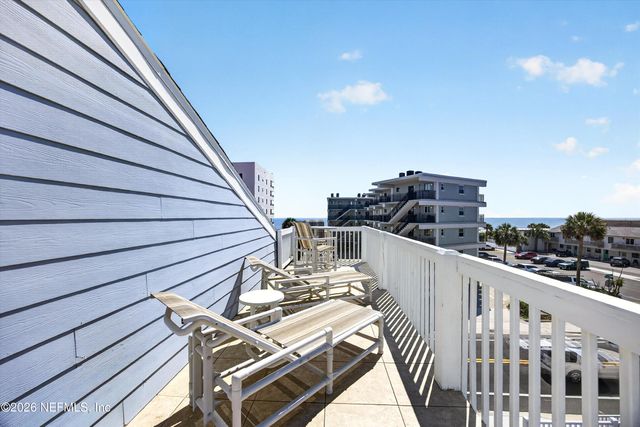 724 1ST Street 1-2, Jacksonville Beach, FL 32250