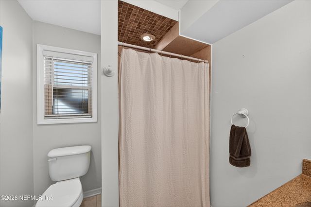 724 1ST Street 1-2, Jacksonville Beach, FL 32250