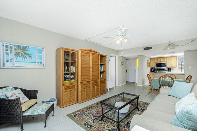 1358 ROCK DOVE COURT 7, Punta Gorda, FL 33950