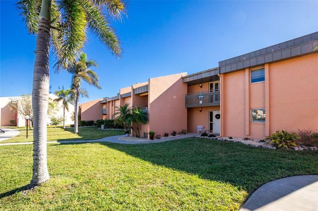 1358 ROCK DOVE COURT 7, Punta Gorda, FL 33950