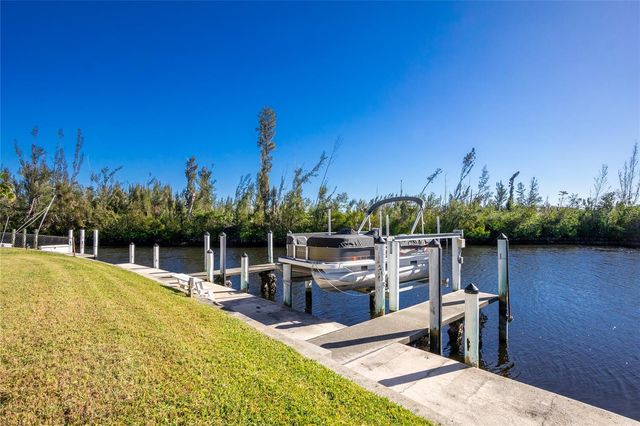1358 ROCK DOVE COURT 7, Punta Gorda, FL 33950