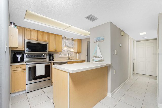 1358 ROCK DOVE COURT 7, Punta Gorda, FL 33950