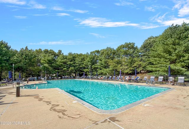 2 Warwick Court, Barnegat, NJ 08005