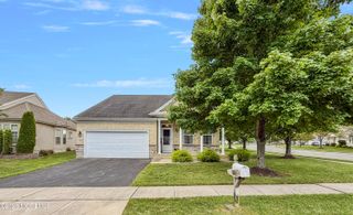 2 Warwick Court, Barnegat, NJ 08005