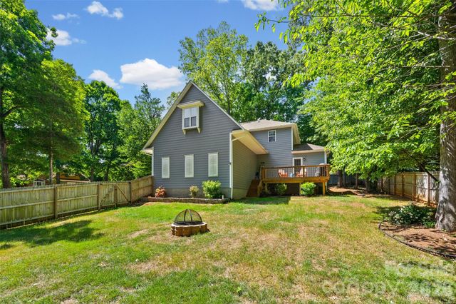 109 Fulton Farms Lane, Mooresville, NC 28117