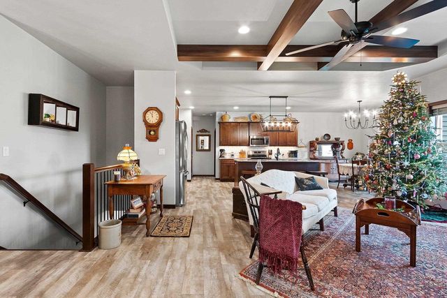 2153 CAROLINE COURT, Neenah, WI 54956