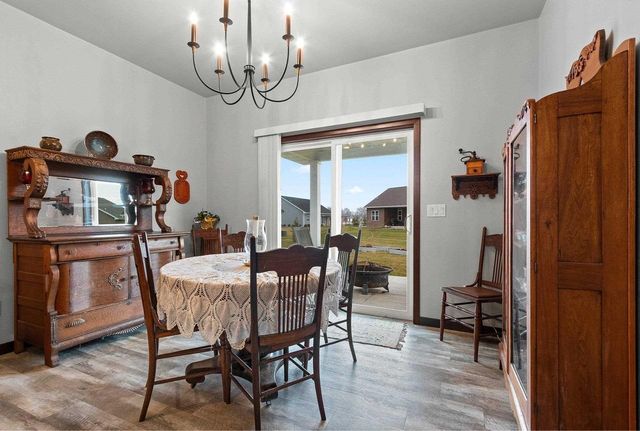 2153 CAROLINE COURT, Neenah, WI 54956