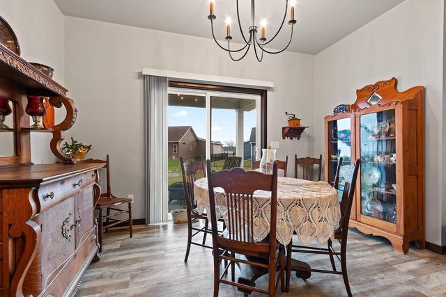 2153 CAROLINE COURT, Neenah, WI 54956