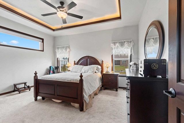 2153 CAROLINE COURT, Neenah, WI 54956