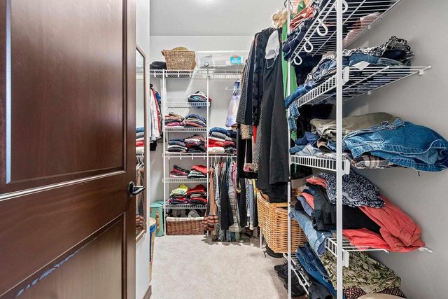 2153 CAROLINE COURT, Neenah, WI 54956