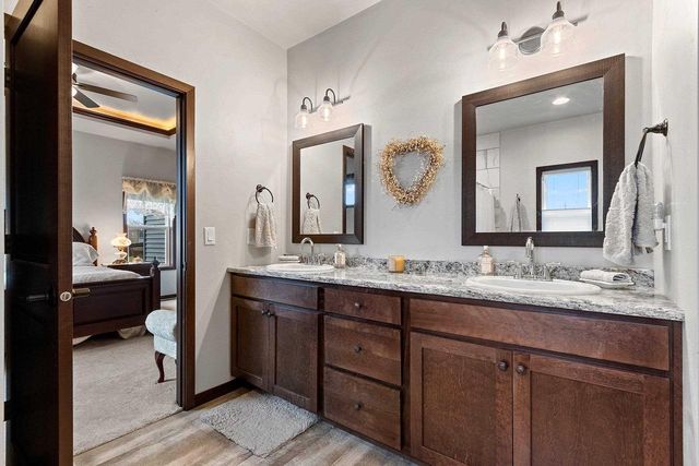 2153 CAROLINE COURT, Neenah, WI 54956