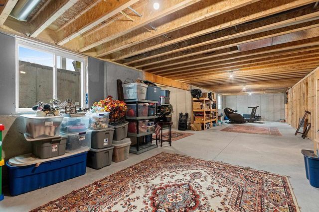 2153 CAROLINE COURT, Neenah, WI 54956