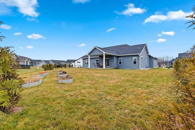 2153 CAROLINE COURT, Neenah, WI 54956