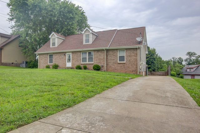 419 Spencer Ln, Clarksville, TN 37042