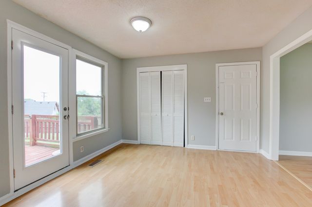 419 Spencer Ln, Clarksville, TN 37042
