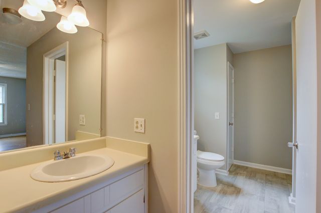 419 Spencer Ln, Clarksville, TN 37042