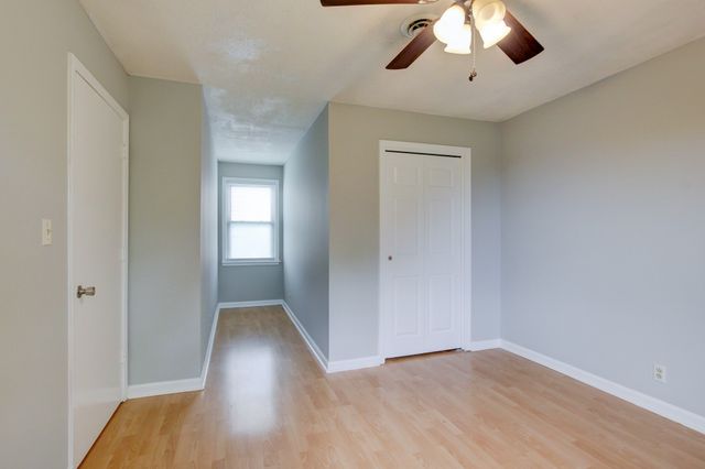 419 Spencer Ln, Clarksville, TN 37042
