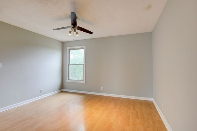 419 Spencer Ln, Clarksville, TN 37042