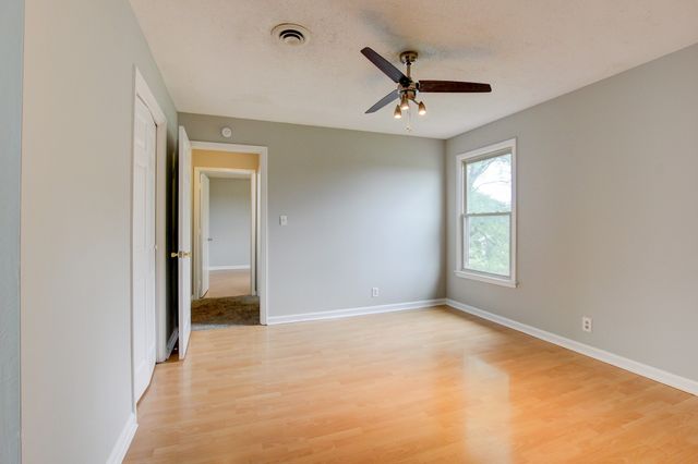 419 Spencer Ln, Clarksville, TN 37042