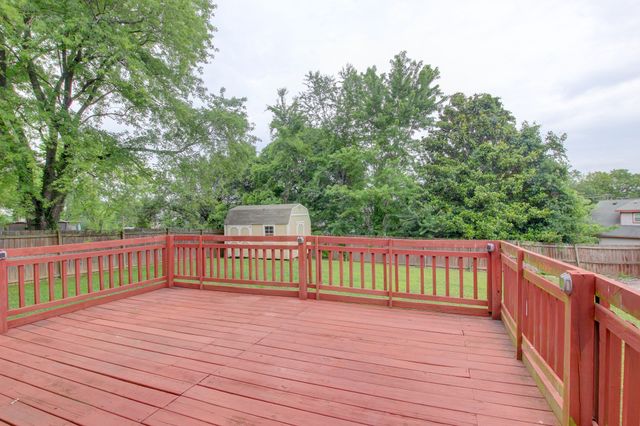 419 Spencer Ln, Clarksville, TN 37042