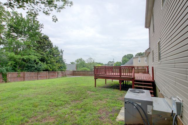 419 Spencer Ln, Clarksville, TN 37042