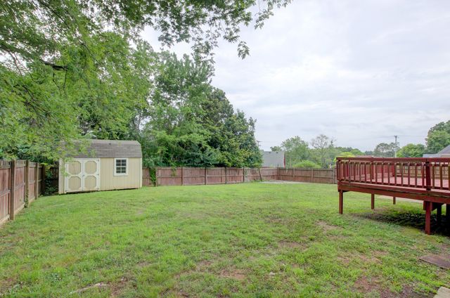 419 Spencer Ln, Clarksville, TN 37042