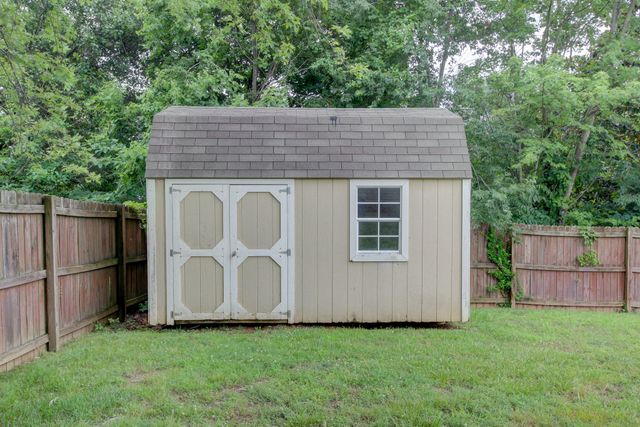 419 Spencer Ln, Clarksville, TN 37042