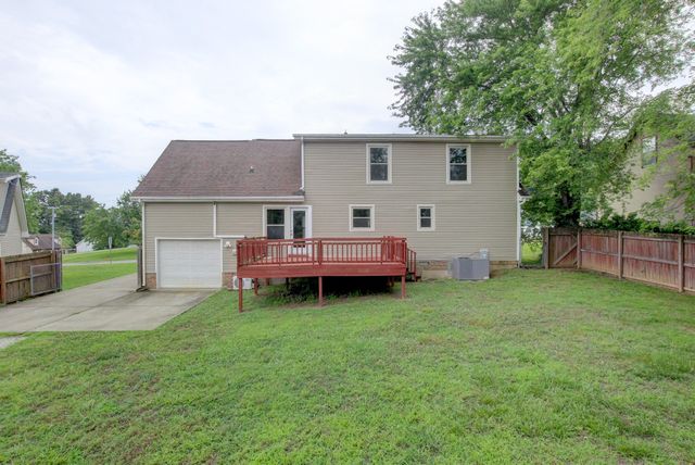 419 Spencer Ln, Clarksville, TN 37042