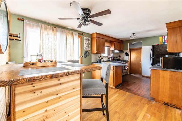 32 Lydia Road, Coventry, RI 02816