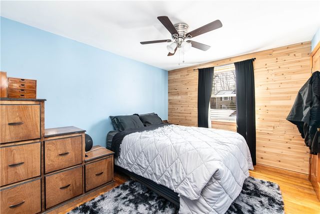 32 Lydia Road, Coventry, RI 02816