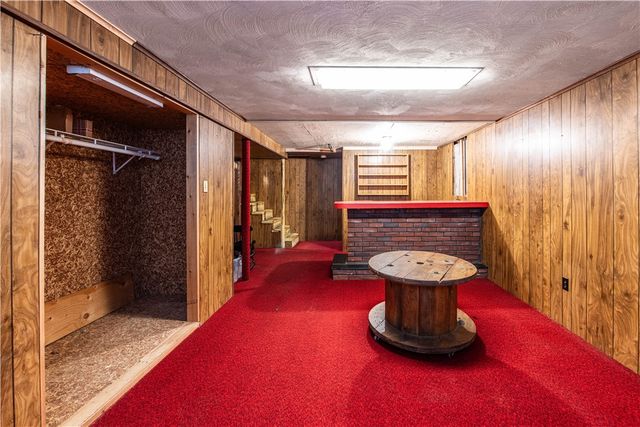 32 Lydia Road, Coventry, RI 02816