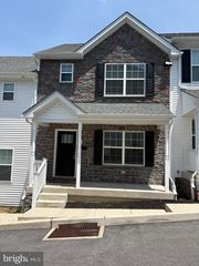 1057 EASTON RD #B, Abington, PA 19001