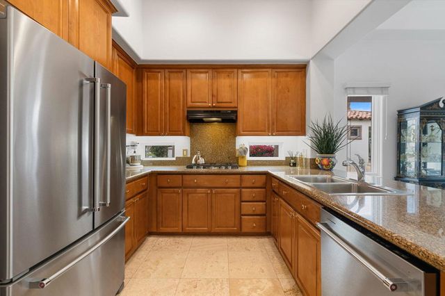 209 Piazza Di Sotto, Palm Desert, CA 92260