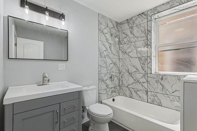 7824 S Morgan Street, Chicago, IL 60620
