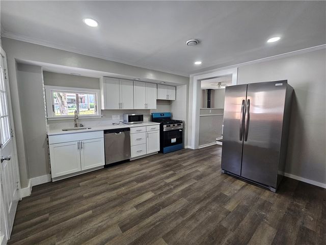 147 Lea St, Munhall, PA 15120